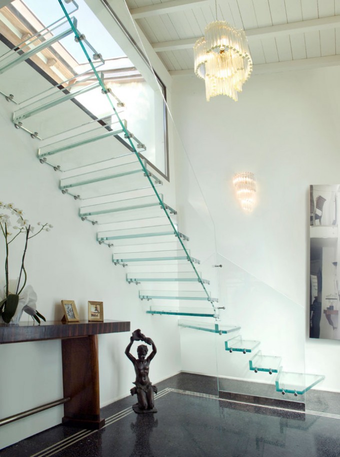 floating-glass-staircase