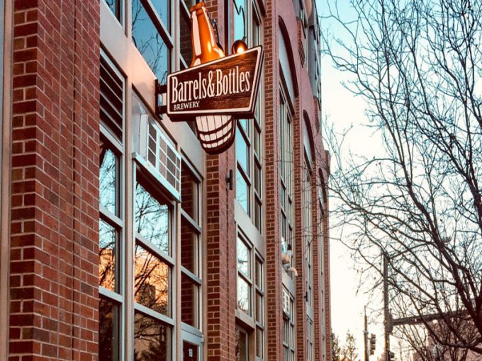 Barrels & Bottles Brewery EVstudio