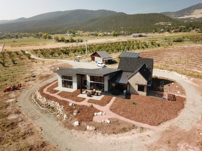 Modern Custom Home In Orchard